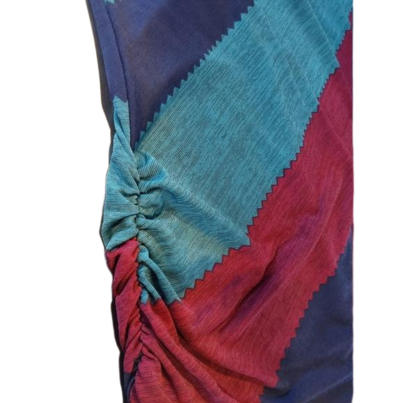 Lavish Colorful Blouse - Picture 8 of 9